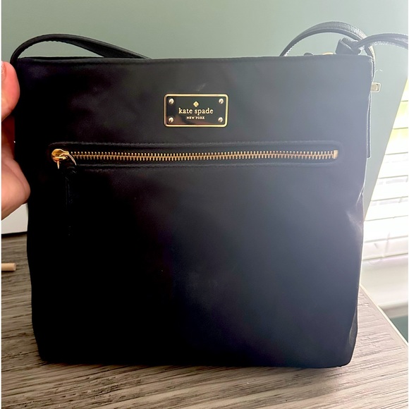 Kate Spade crossbody - Picture 1 of 2